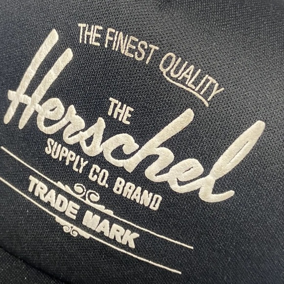HERSCHEL Supply Co Black Mesh Trucker Baseball Hat Raised Letters SKATE Surf - Picture 2 of 5